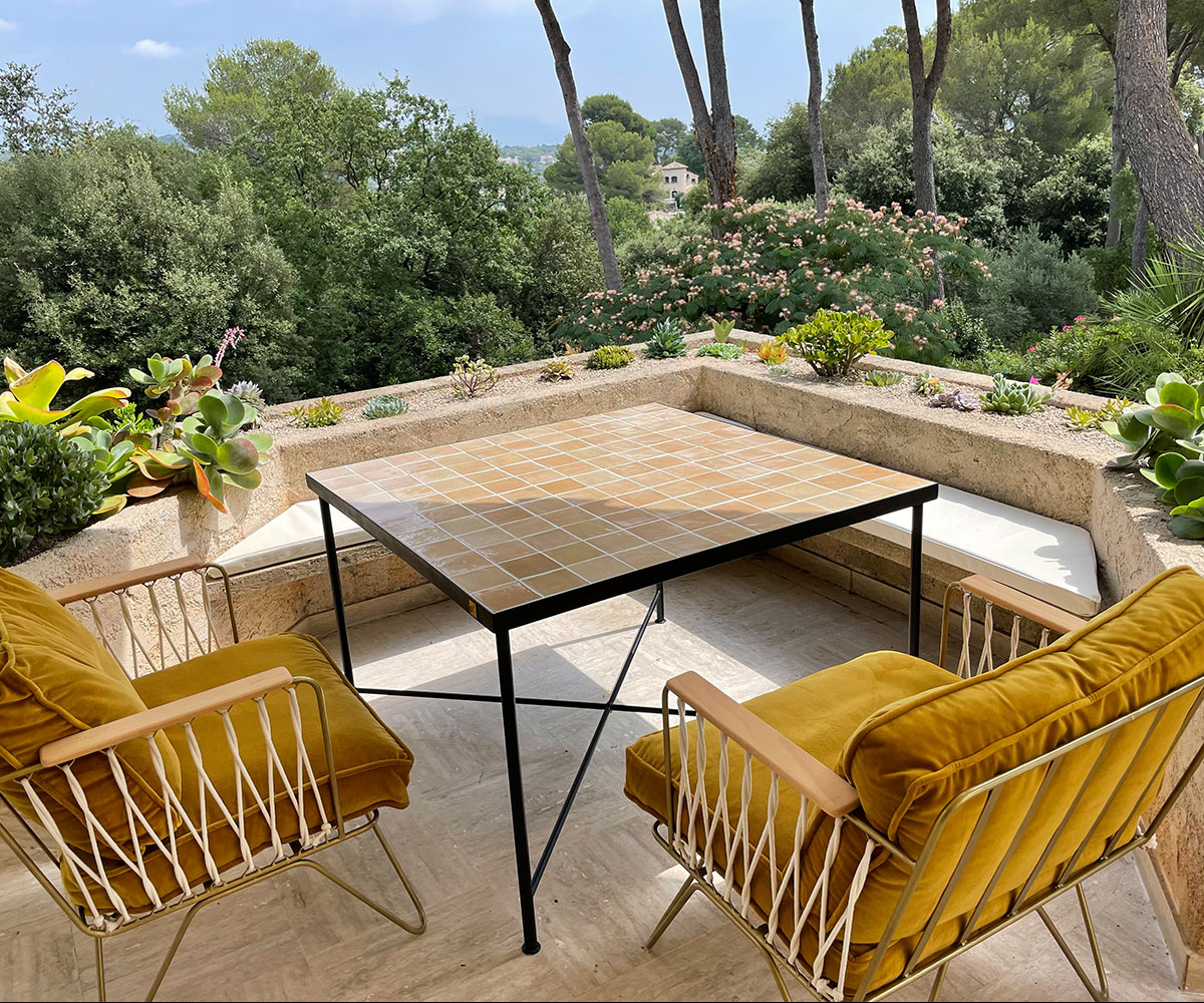 inffinity-table-7a-bois-epoxy-franck-ferrigno